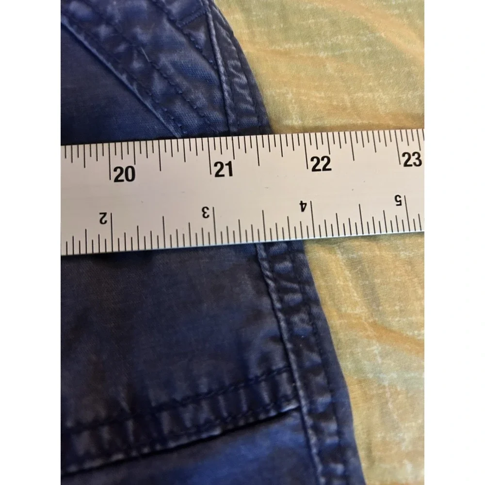 Magellan Outdoors Men's XL Navy Performance Fishing Shorts Elastic Waist Pockets